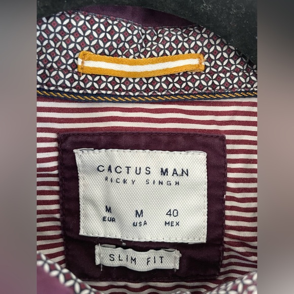 Patterned button down shirt - Picture 3 of 3